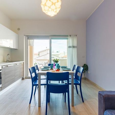Blu 2P - Palazzina Laura Myho Casa Lägenhet Tortoreto Exteriör bild