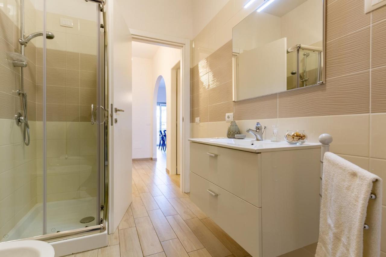 Blu 2P - Palazzina Laura Myho Casa Lägenhet Tortoreto Exteriör bild