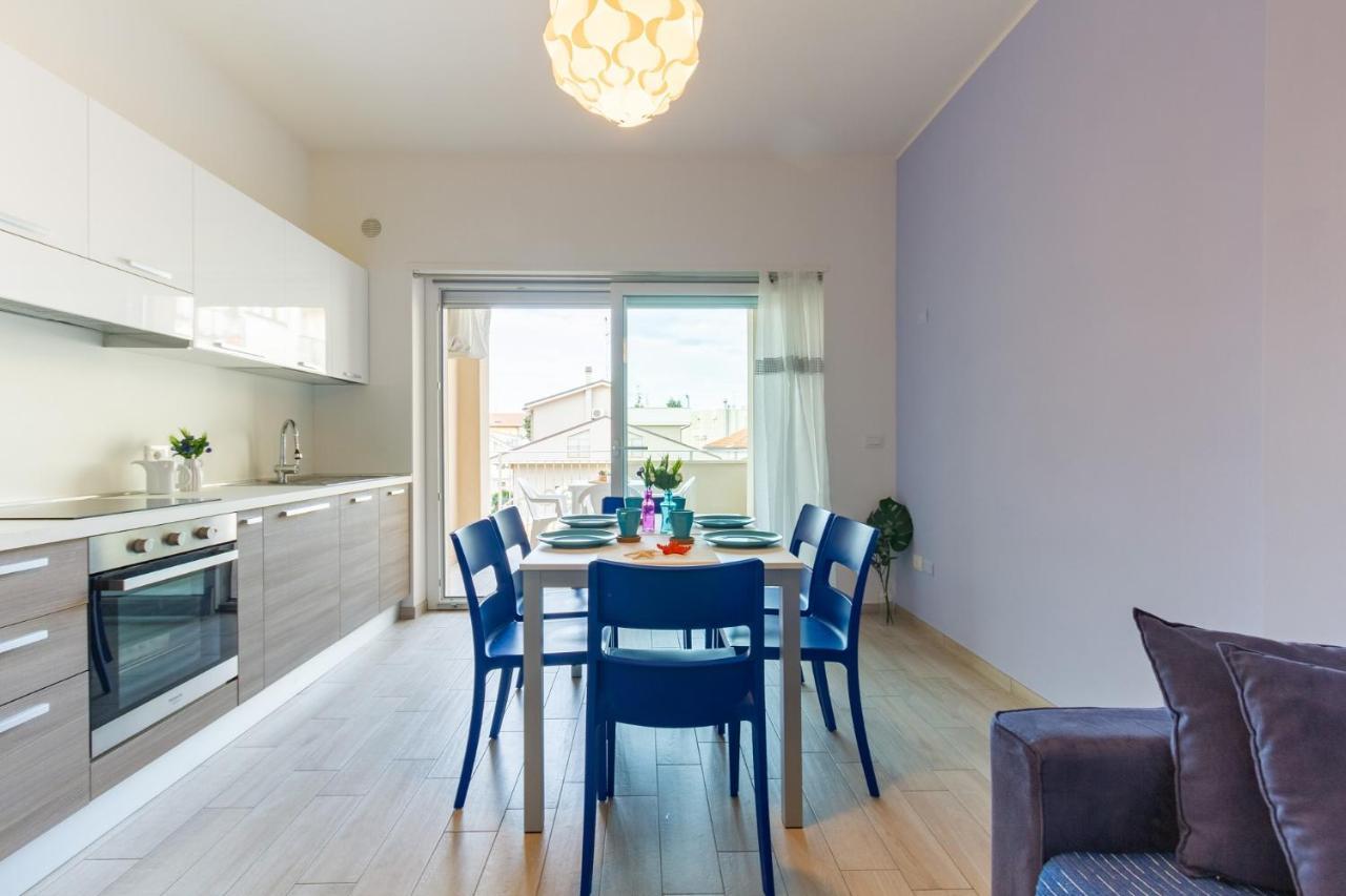 Blu 2P - Palazzina Laura Myho Casa Lägenhet Tortoreto Exteriör bild