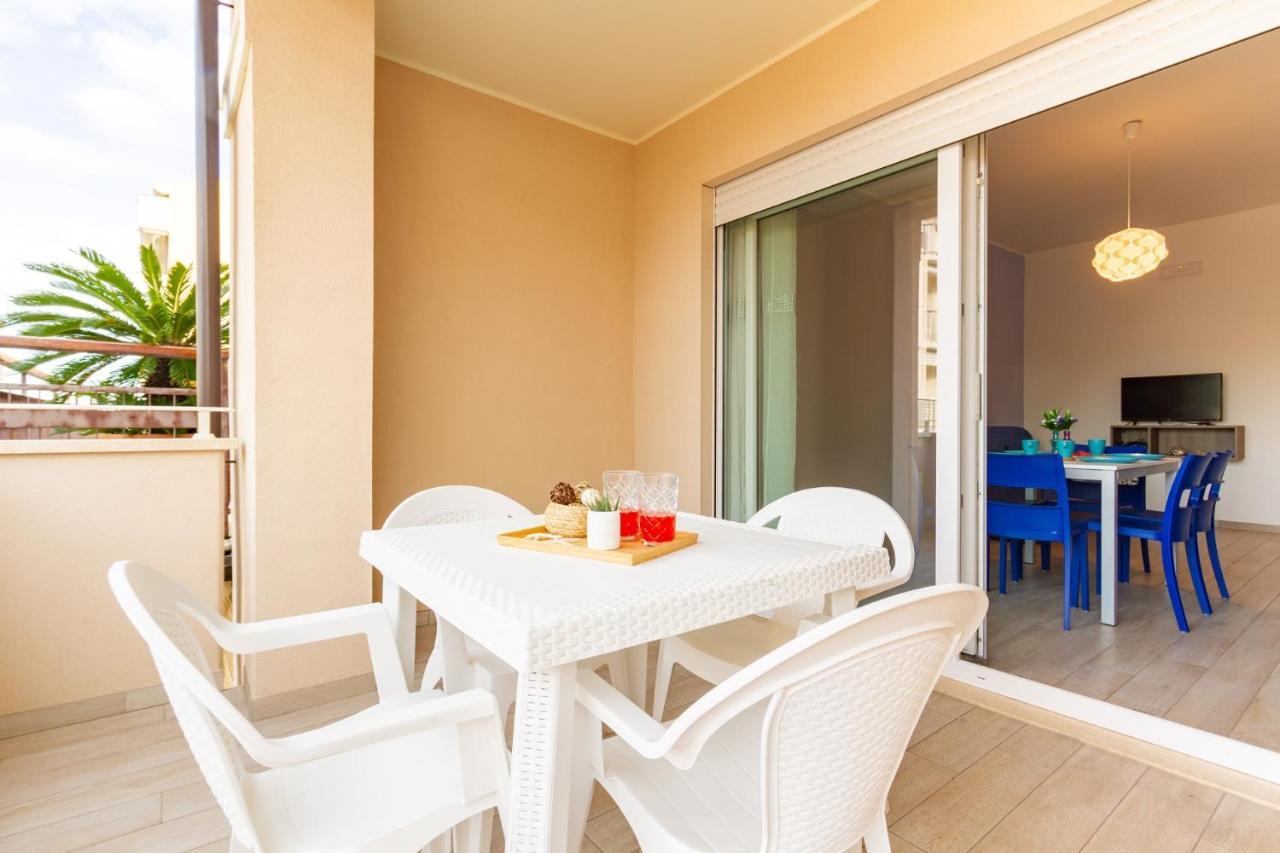 Blu 2P - Palazzina Laura Myho Casa Lägenhet Tortoreto Exteriör bild
